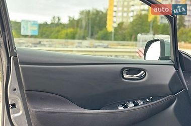 Хэтчбек Nissan Leaf 2014 в Тернополе