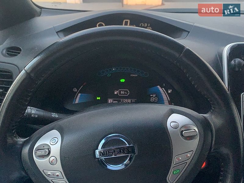 Хэтчбек Nissan Leaf 2015 в Виннице