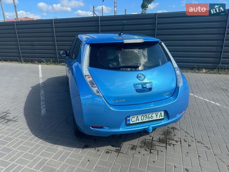 Хэтчбек Nissan Leaf 2013 в Черкассах
