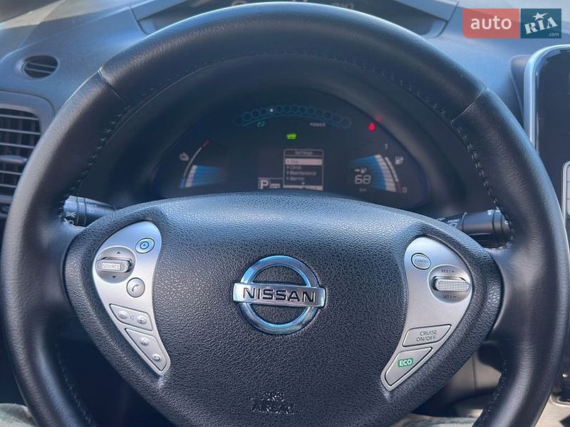 Хэтчбек Nissan Leaf 2013 в Черкассах