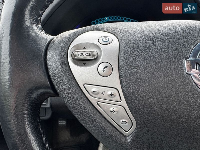Хэтчбек Nissan Leaf 2013 в Луцке