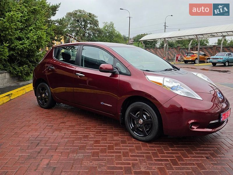 Хетчбек Nissan Leaf 2017 в Рівному фото 26 Хетчбек Nissan Leaf 2017 в Рівному