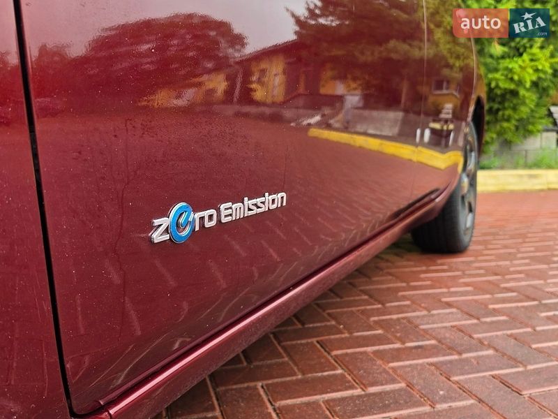 Хетчбек Nissan Leaf 2017 в Рівному фото 83 Хетчбек Nissan Leaf 2017 в Рівному