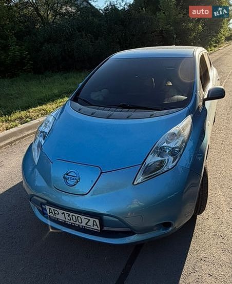 Nissan Leaf, photos from the listing