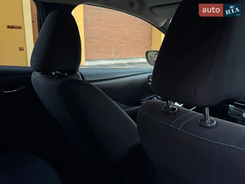 Хэтчбек Nissan Leaf 2019 в Львове