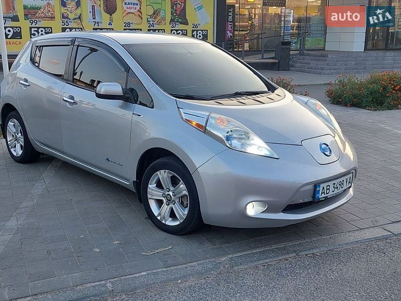 Хэтчбек Nissan Leaf 2013 в Черкассах