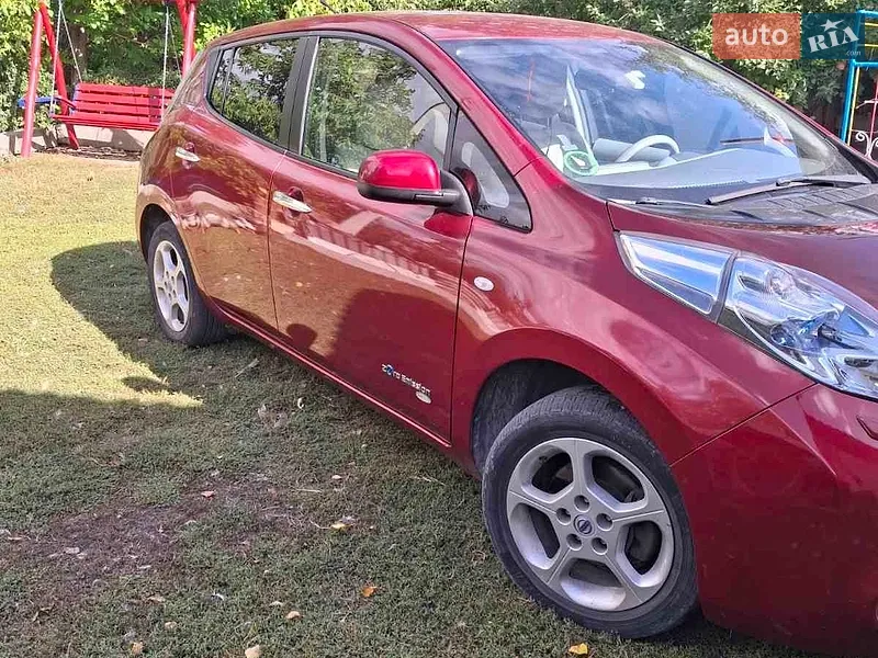 Nissan Leaf 2012