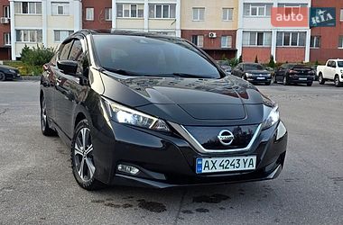 Хэтчбек Nissan Leaf 2018 в Харькове