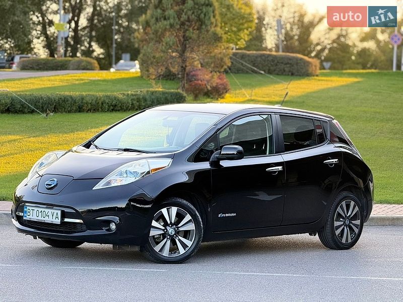 Хэтчбек Nissan Leaf 2014 в Киеве