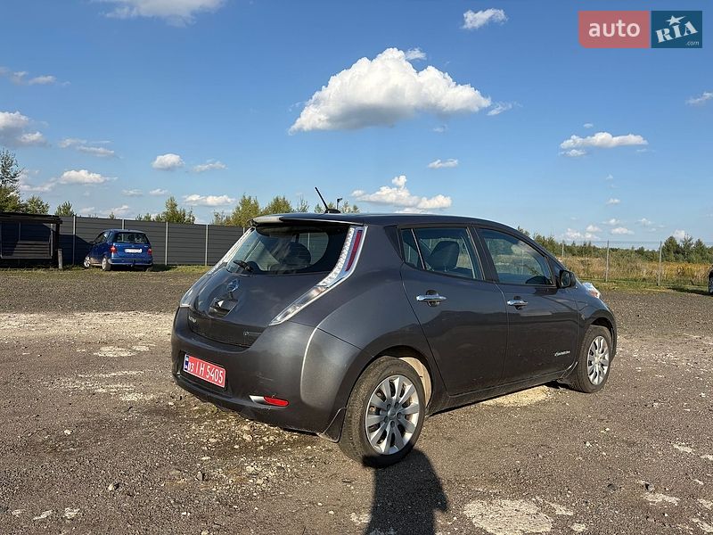 Хетчбек Nissan Leaf 2014 в Луцьку