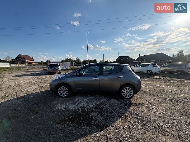 Хетчбек Nissan Leaf 2014 в Луцьку