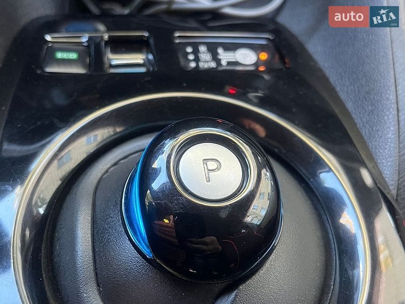 Хэтчбек Nissan Leaf 2018 в Шостке
