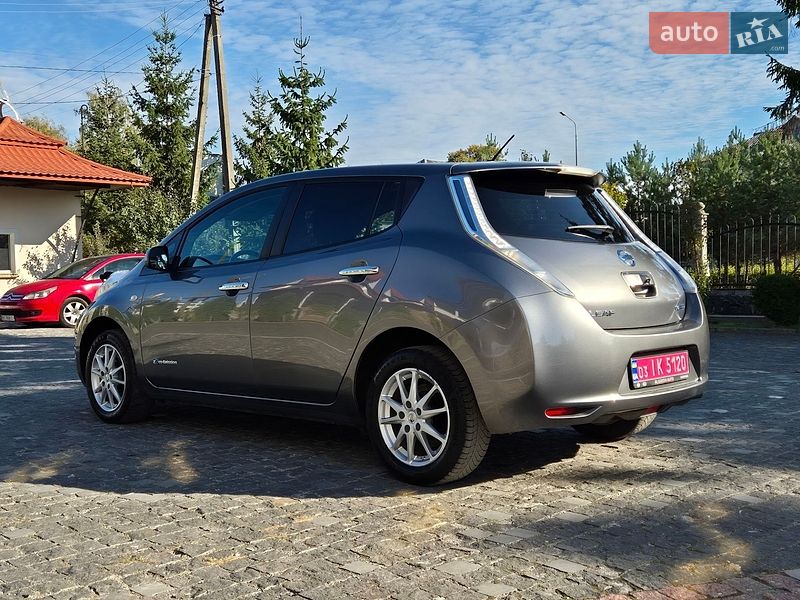 Хэтчбек Nissan Leaf 2015 в Золочеве