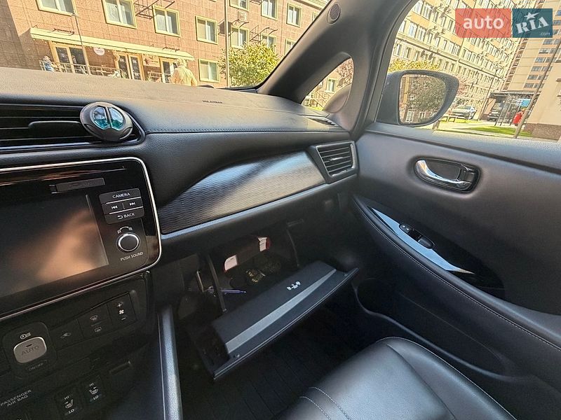Хэтчбек Nissan Leaf 2018 в Одессе фото 10 Хэтчбек Nissan Leaf 2018 в Одессе