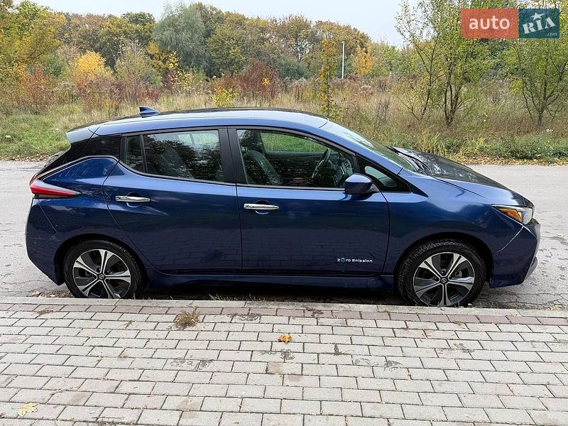 Хэтчбек Nissan Leaf 2019 в Луцке