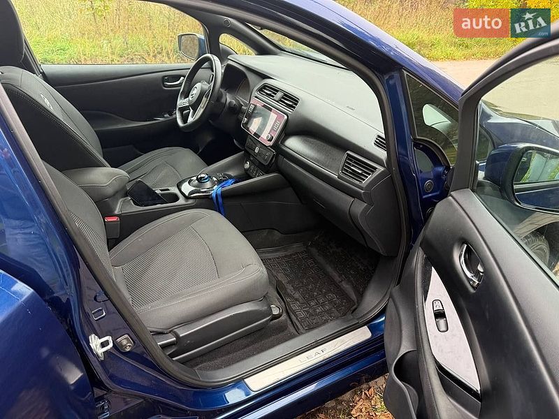 Хэтчбек Nissan Leaf 2019 в Луцке