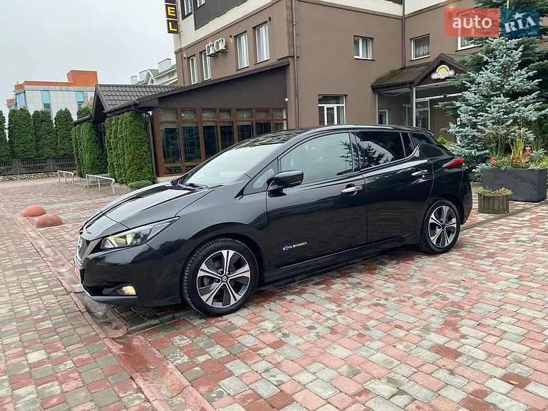 Хетчбек Nissan Leaf 2019 в Тернополі