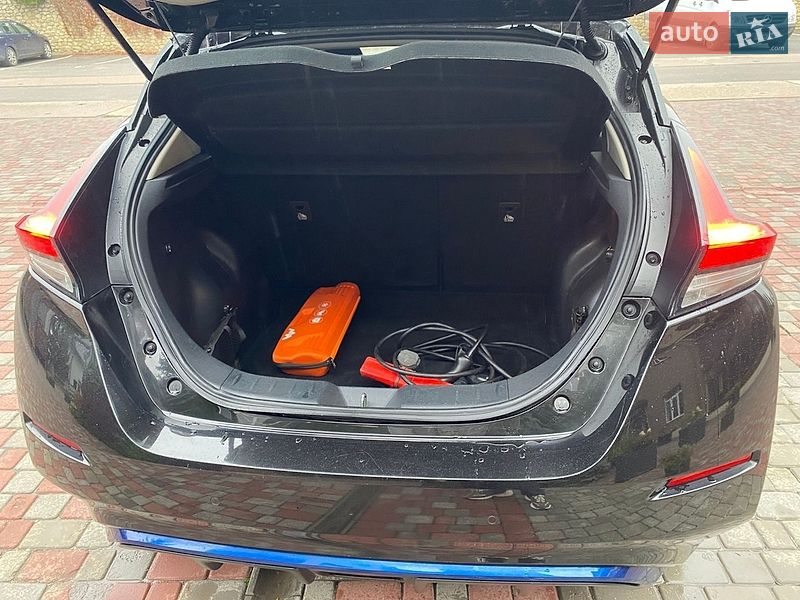 Хетчбек Nissan Leaf 2019 в Тернополі