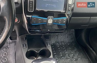 Хэтчбек Nissan Leaf 2013 в Луцке
