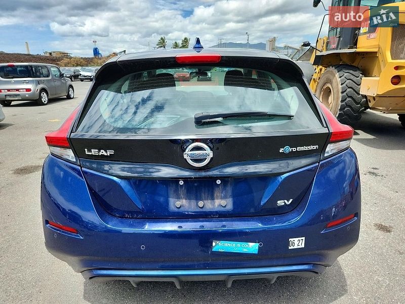 Хетчбек Nissan Leaf 2020 в Чернівцях