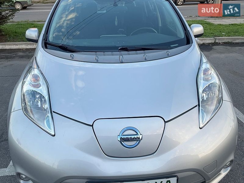 Хэтчбек Nissan Leaf 2015 в Харькове