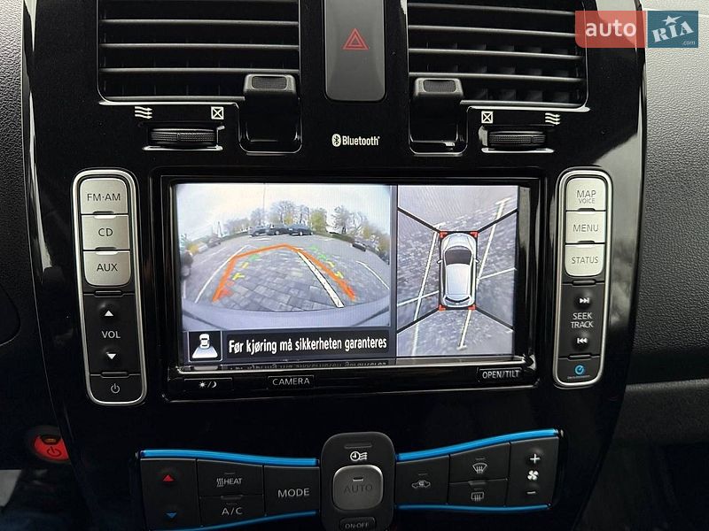 Хэтчбек Nissan Leaf 2015 в Виннице