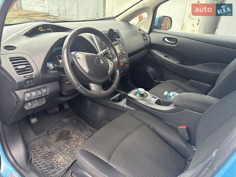 Хетчбек Nissan Leaf 2014 в Житомирі