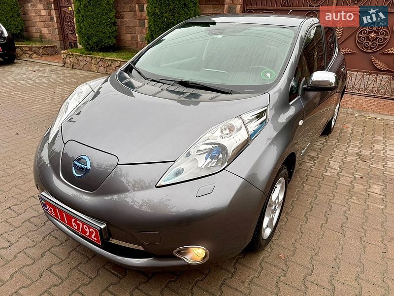 Хетчбек Nissan Leaf 2013 в Рівному