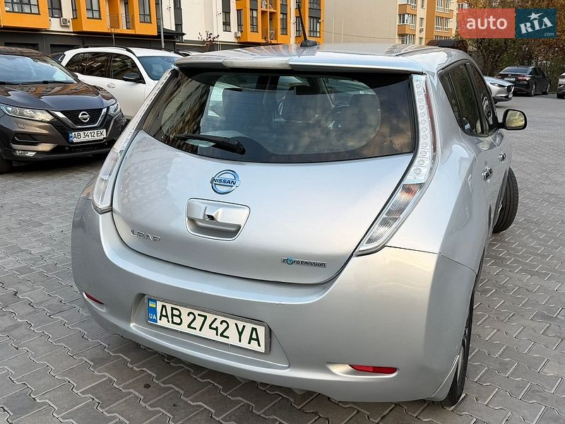 Хэтчбек Nissan Leaf 2016 в Виннице