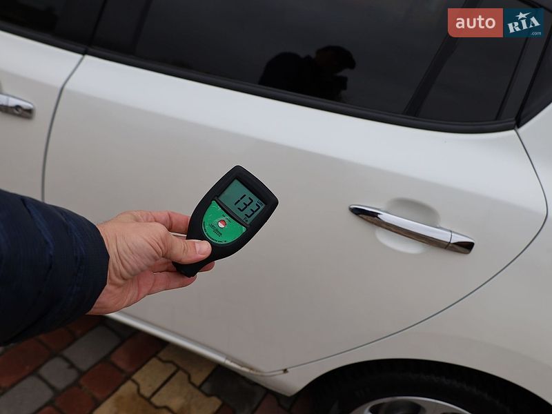 Хэтчбек Nissan Leaf 2014 в Самборе