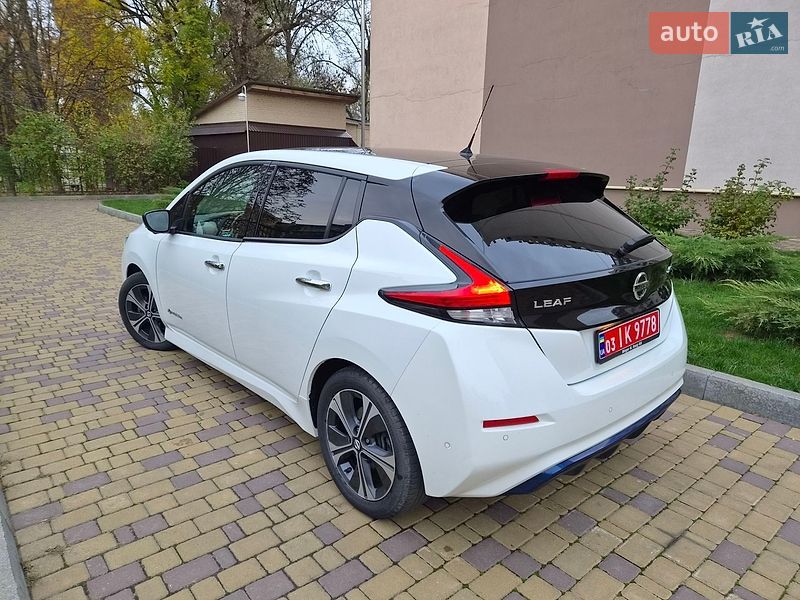 Хетчбек Nissan Leaf 2018 в Вінниці
