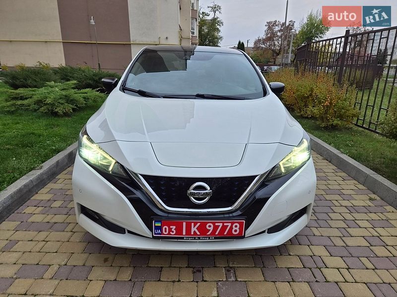 Хетчбек Nissan Leaf 2018 в Вінниці