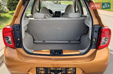 Хетчбек Nissan March 2014 в 