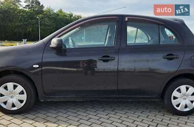 Хетчбек Nissan March 2011 в 