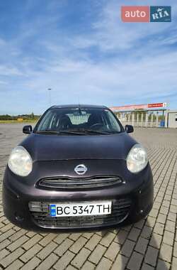Хетчбек Nissan March 2011 в 