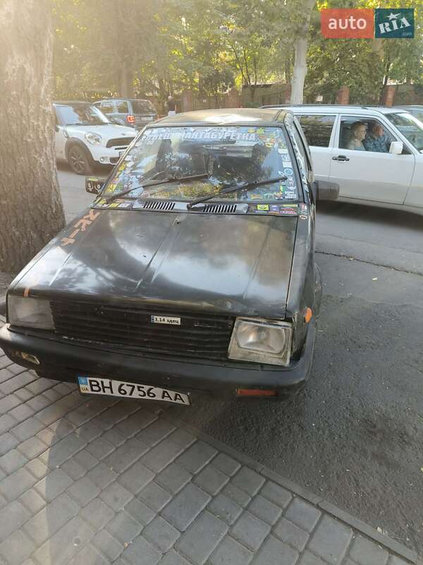 Хетчбек Nissan March 1984 в 