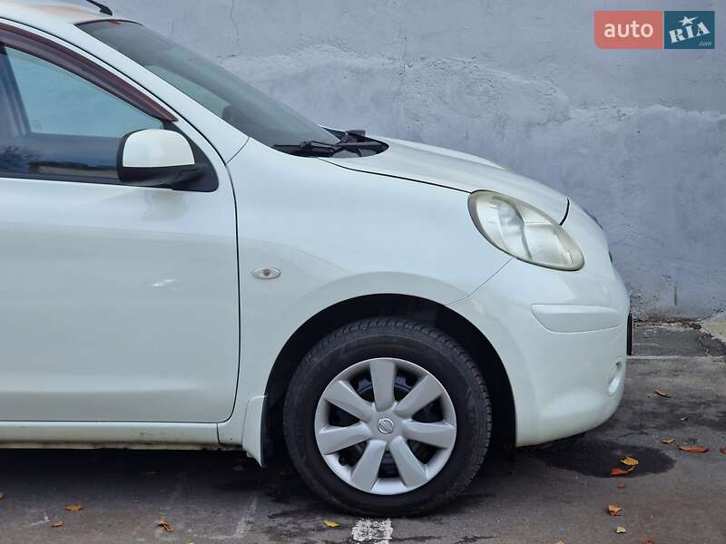 Хетчбек Nissan March 2012 в Одесі фото 20 Хетчбек Nissan March 2012 в Одесі