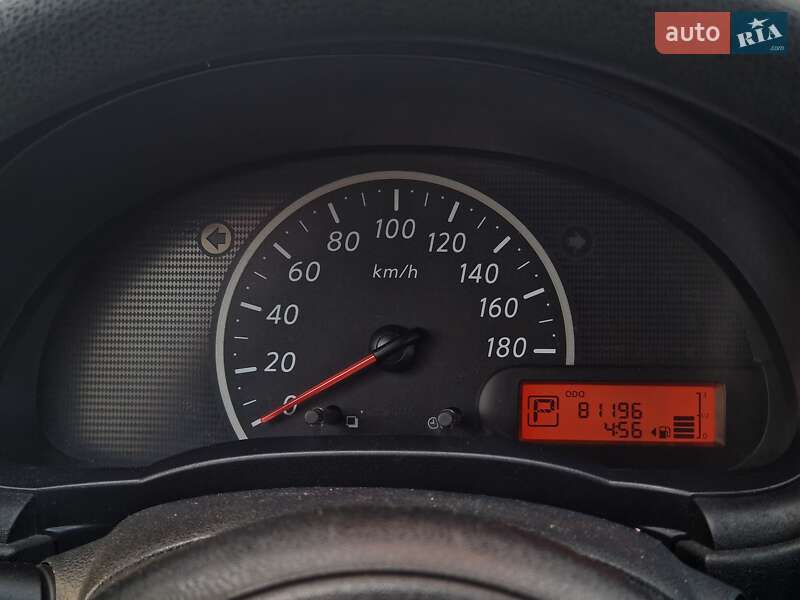 Хетчбек Nissan March 2012 в Одесі фото 60 Хетчбек Nissan March 2012 в Одесі