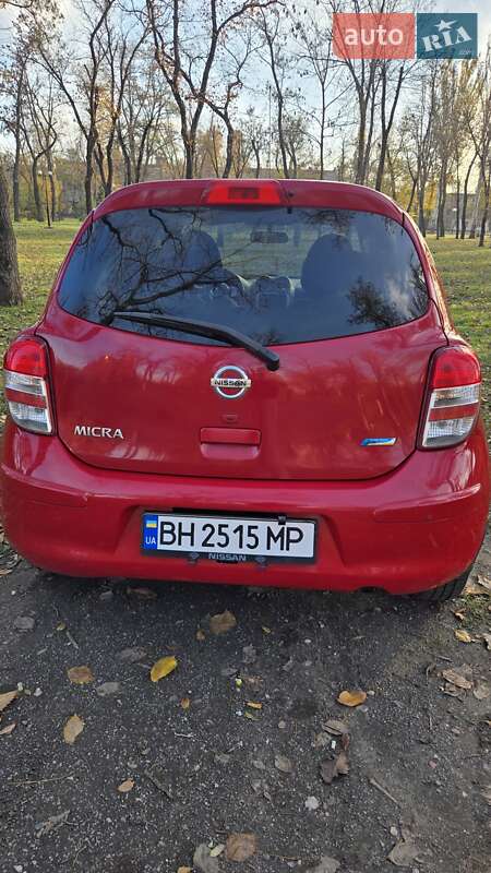 Хэтчбек Nissan March 2012 в Кривом Роге фото 2 Хэтчбек Nissan March 2012 в Кривом Роге