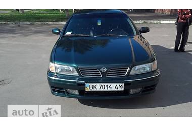 Седан Nissan Maxima 1999 в Ровно