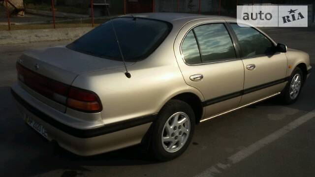 Седан Nissan Maxima 1995 в Запоріжжі фото 3 Седан Nissan Maxima 1995 в Запоріжжі