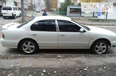 Седан Nissan Maxima 1996 в Зборове