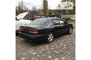 Седан Nissan Maxima 1998 в Одессе