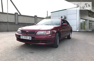 Седан Nissan Maxima 1996 в Чернівцях