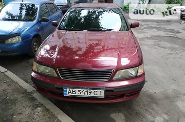 Седан Nissan Maxima 1995 в Вінниці