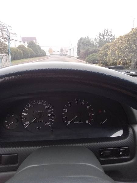 Седан Nissan Maxima 1996 в Кривому Розі