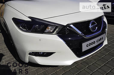 Седан Nissan Maxima 2017 в 