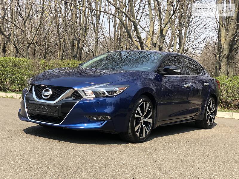Седан Nissan Maxima 2018 в Одесі