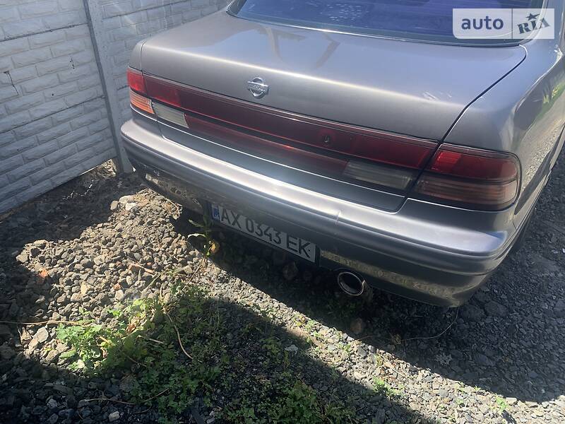 Седан Nissan Maxima 1997 в Харкові