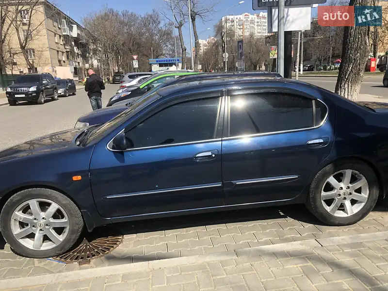 Nissan Maxima